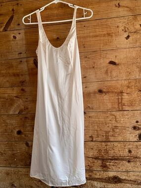 Lorraine Classic Light Peach Women's Slip Dress